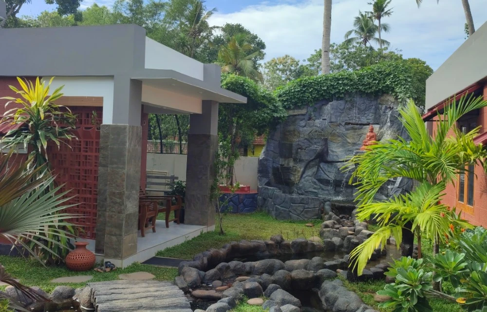 Aruvi On the Cliff